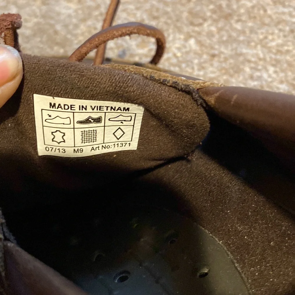 Crocs Brown Leather Harborline Boat Shoes SIZE 9M